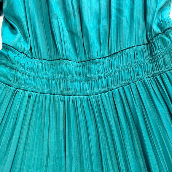 Anthropologie Somerset Dress NWT Turquoise Satiny Incredibly Flattering Size M! - Picture 12 of 17